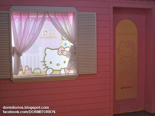 DORMITORIO HELLO KITTY