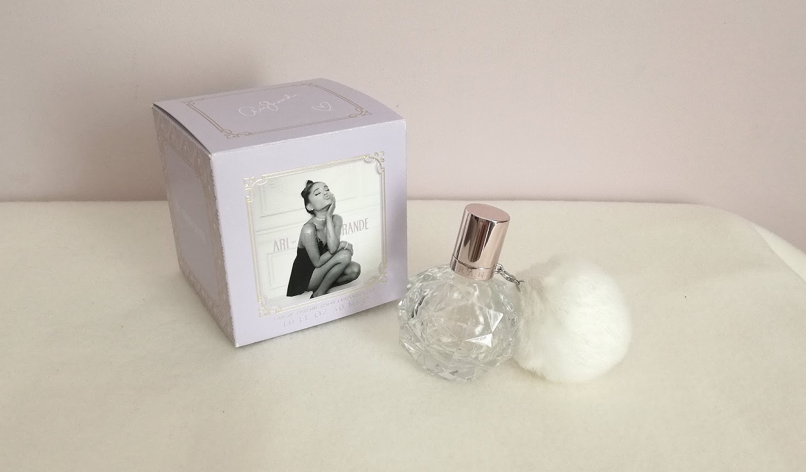 Ariana Grande S Perfumes Ari Sweet Like Candy Moonlight Review