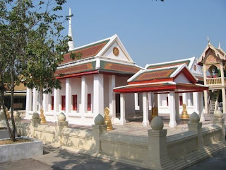 Wat Mani Chon Lakhan