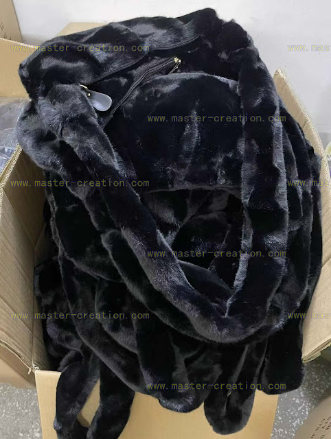 Factory direct sale plush fur bag