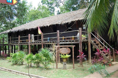Dusita Vista:People  Home  Garden: Where do you live?