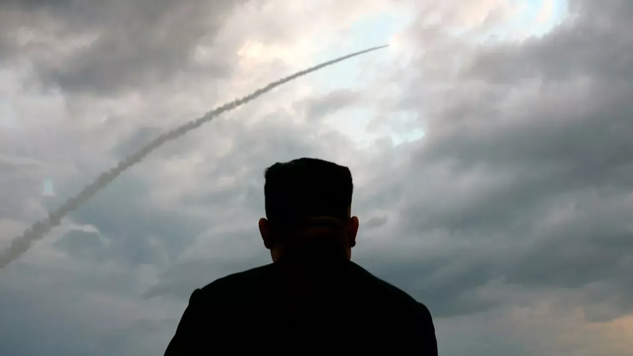 سيئول تستعيد الصاروخ المستخدم في إطلاق القمر الصناعي الكوري الشمالي الفاشل