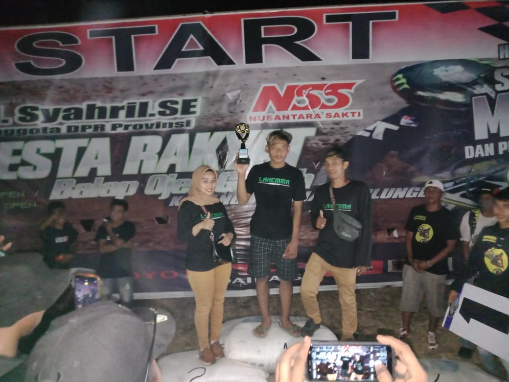 Inilah Juara Lomba Balap Motor Ojek Gabah Di Kelurahan Apala