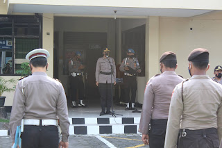 Apel Pagi Sebelum Bertugas, Kabagren Polresta Yogyakarta Ajak Personel Jaga Kebersihan dan Dukung Pencanangan Zona Integritas