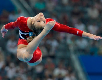 women gymnastic