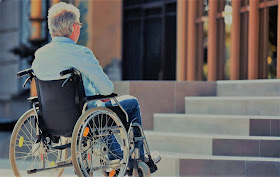 Jak usunąć bariery utrudniające poruszanie się osobom na wózkach inwalidzkich?
