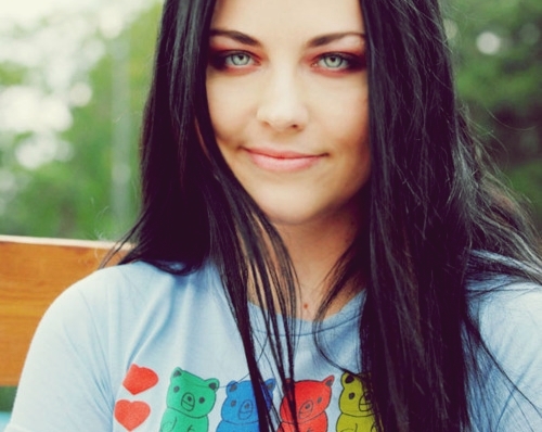 Evanescence Amy Lee Hot Pics and Unseen Photos 2012 Currentblips Snap