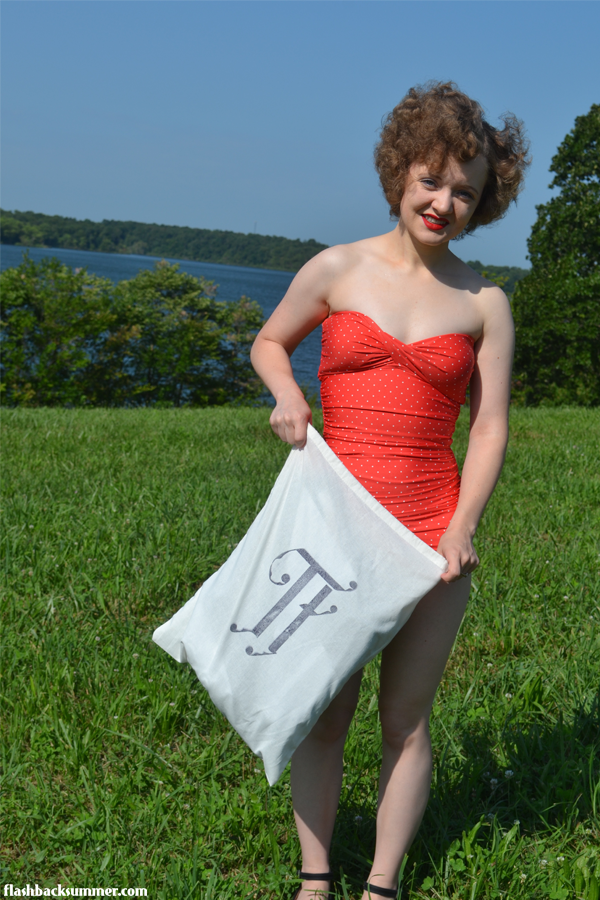 Flashback Summer: vintage swimsuit fashion, Temple Towels