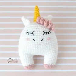 Sonajero unicornio a crochet