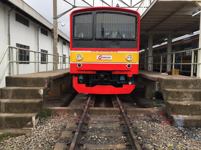 Ilustrasi KRL yang berhenti di stasiun/Dok: istimewa