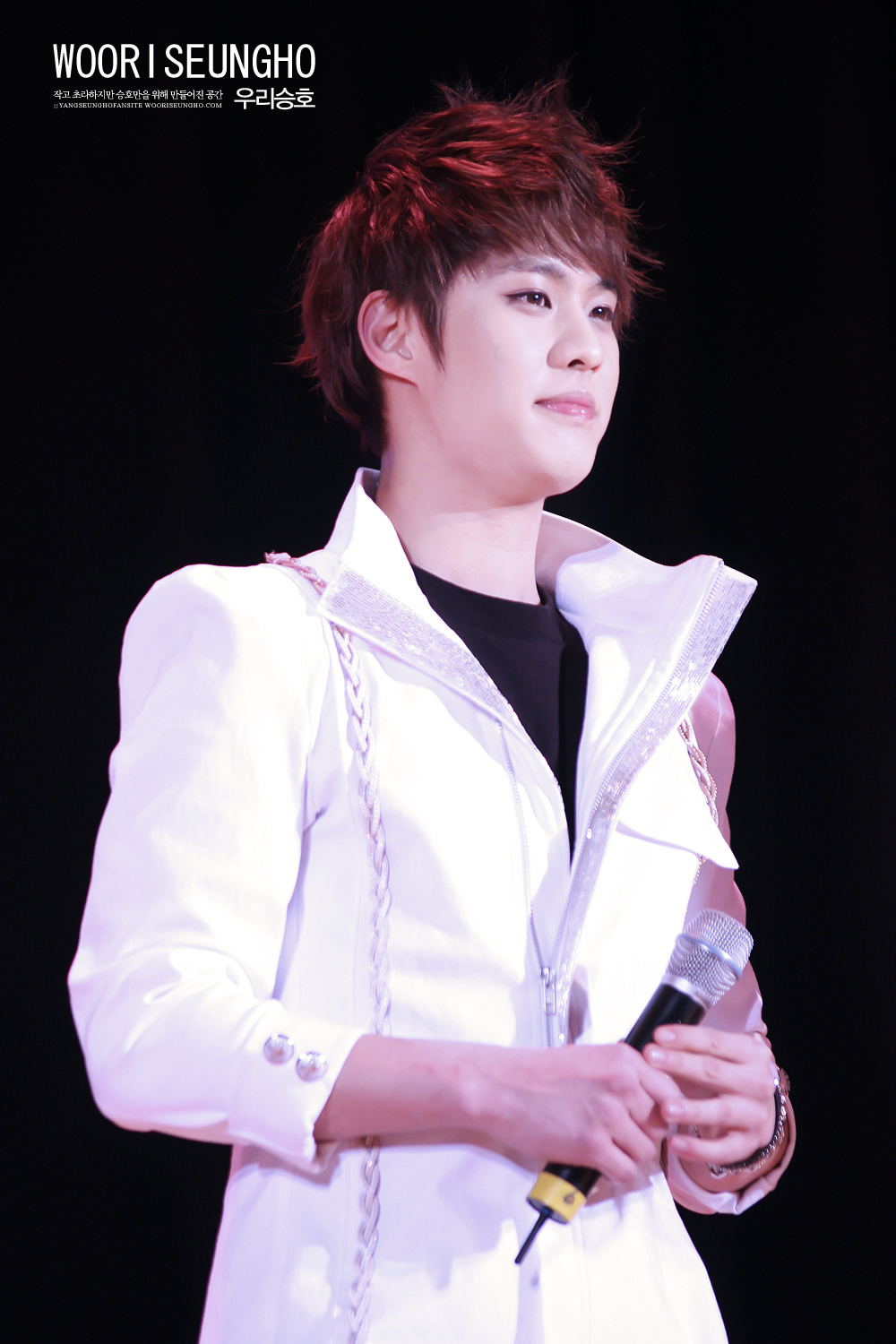 StarLoveSunshine   Y S H   PIC  SeungHo at Lotte Event  Part 2