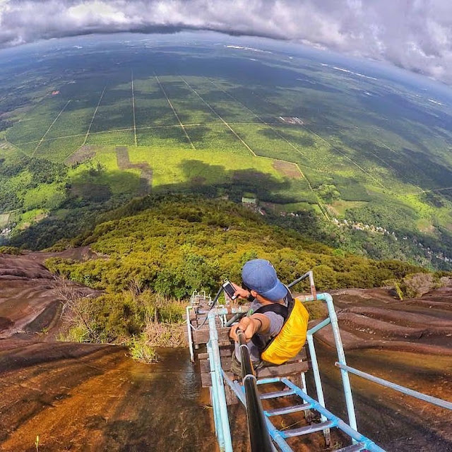 Bukit Kelam Sintang @jerryhinargo