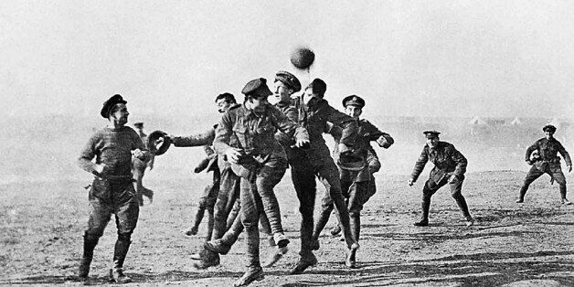 Χριστουγεννιάτικη ανακωχή του 1914| Όταν το ποδόσφαιρο νίκησε τον πόλεμο
