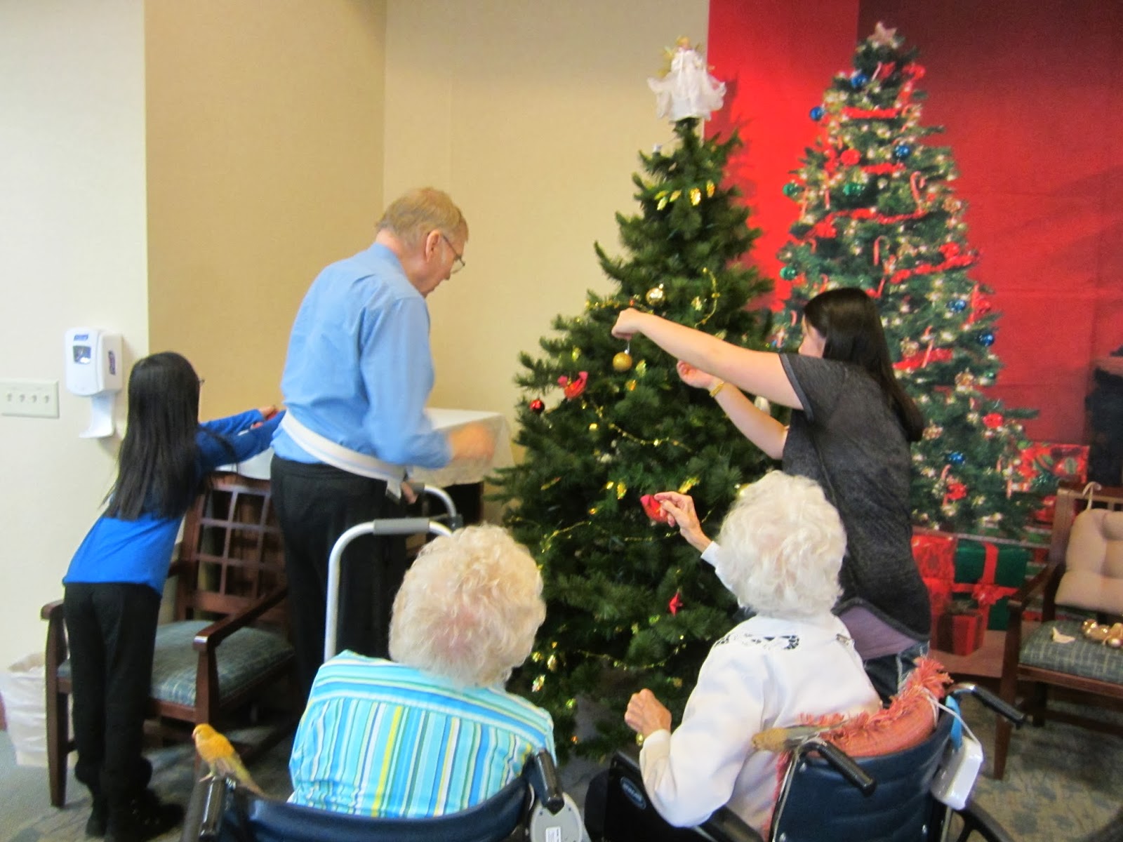 Harvest Moon by Hand: Decorating a Nursing Home for Christmas