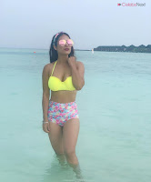 Neha Malik in Yellow Bikini Beautiful Actress Model in Spicy Yellow Bikini Pics .XYZ Exclusive 09.jpg
