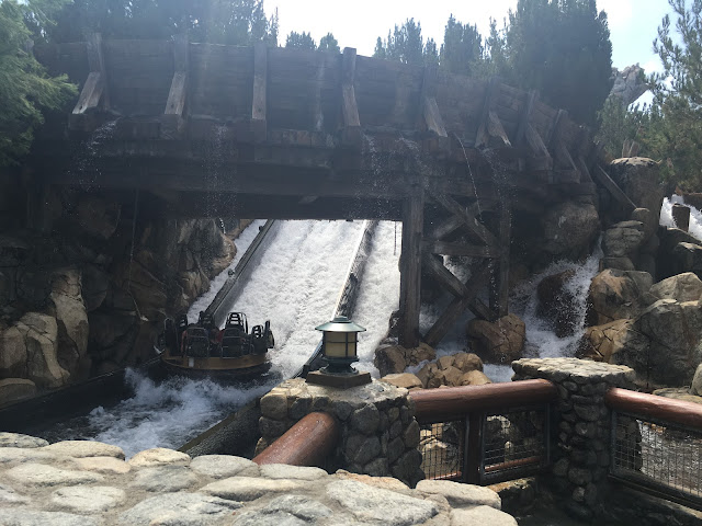 Grizzly River Run Final Drop Grizzly Peak Disney California Adventure Disneyland