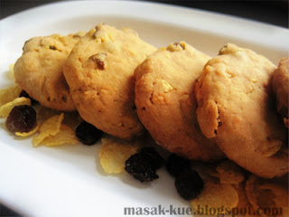 cookies cornflakes Membuat kue kering cornflakes cookies renyah