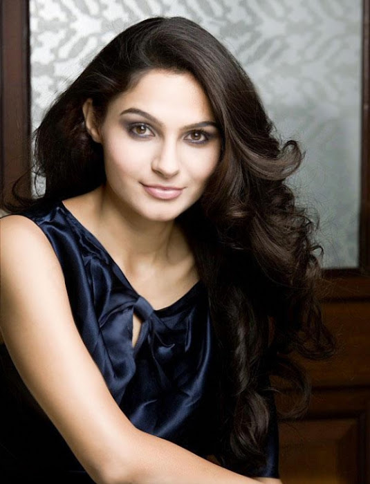 andrea jeremiah glamour  images