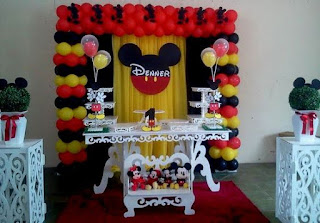 Ideas para mesas de dulces, decoración fiesta cumpleaños Mickey Mouse 12