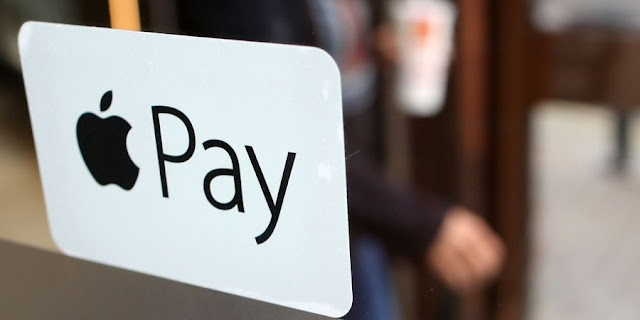 Apple Pay официально начал работать в России