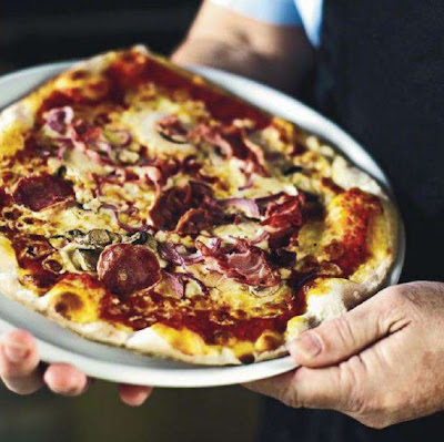 Salami and mushroom pizza