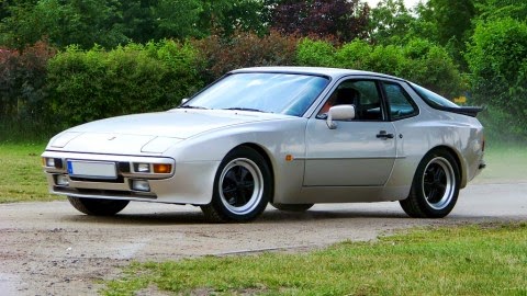 Porsche 944