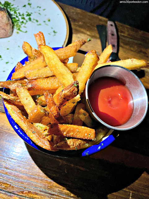 French Fries With Garlic & Parsley en The Lost Fire