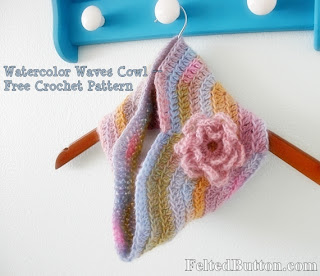 Watercolor Waves Cowl Free Crochet Pattern by Susan Carlson of Felted Button