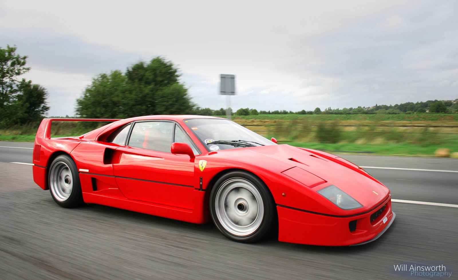 ... /zmEbUudlH8w/s1600/Ferrari-F40_1987_1600x1200_wallpaper_16.jpg