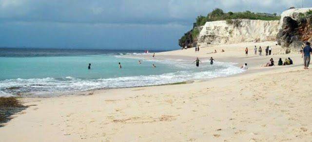 Wisata nusa dua bali dreamland beach