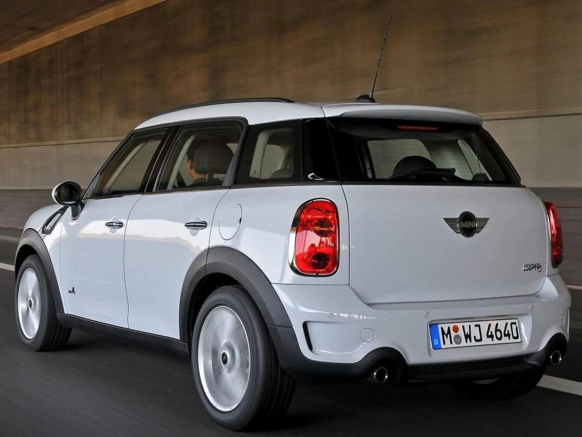 MINI Countryman x Golf GTI 2014