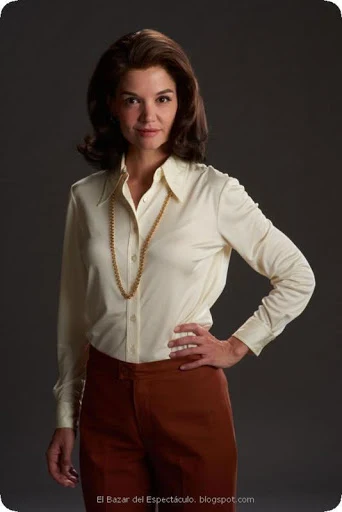 LIFETIME - LOS KENNEDY DESPUES DE CAMELOT - JACKIE KENNEDY.jpeg