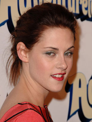 kristen stewart caramel hair. Kristen Stewart#39;s bun from