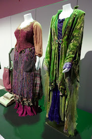 Hocus Pocus Mary Winifred Sanderson costumes