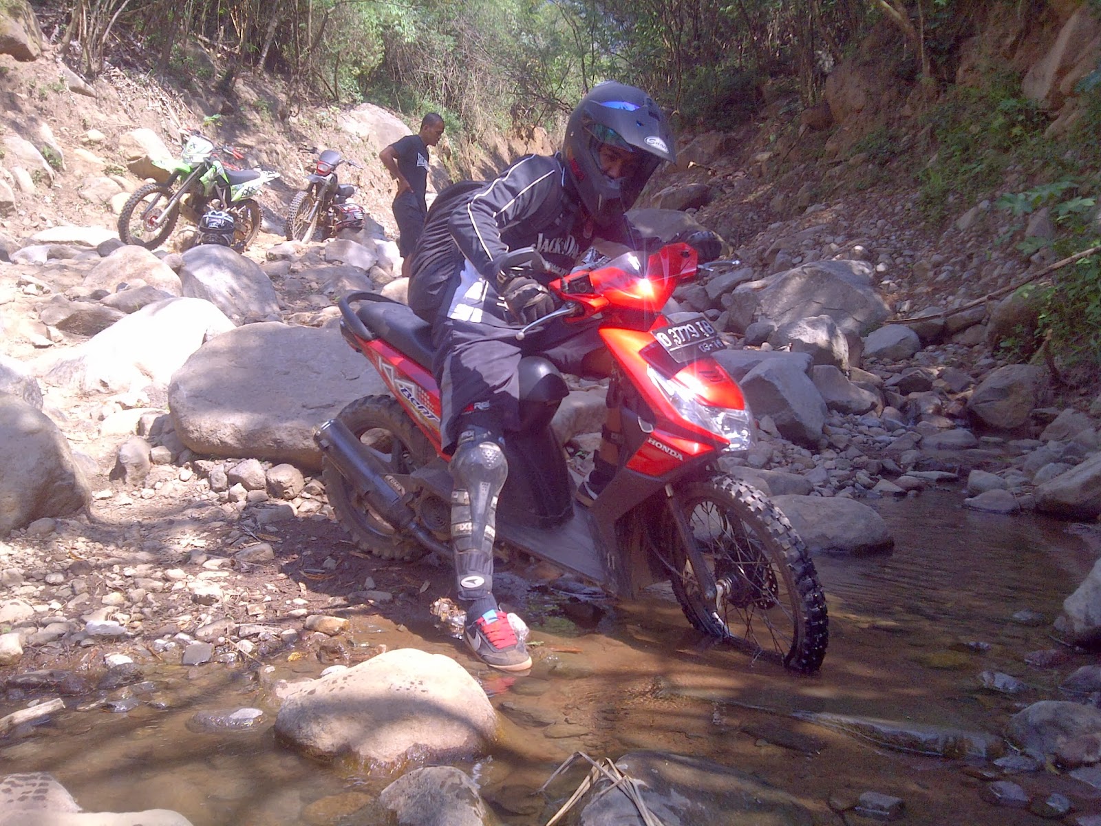 Modifikasi Honda Beat Trail