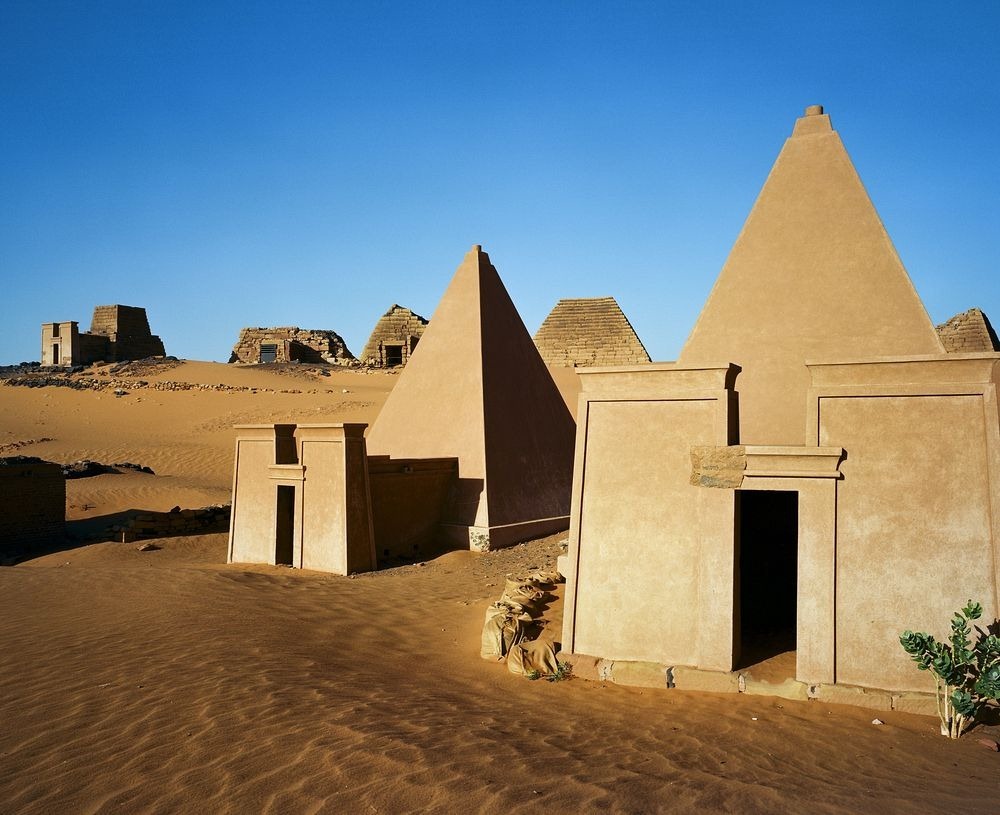 nubian-pyramids-11