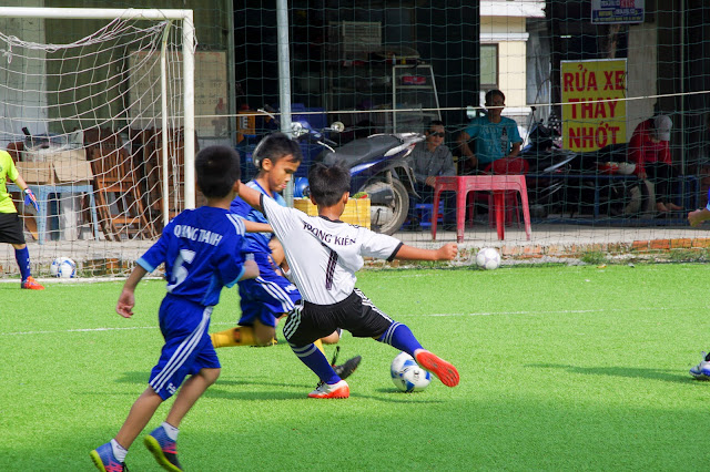 Học bóng đá cho thiếu nhi tại quận 9 tp HCM