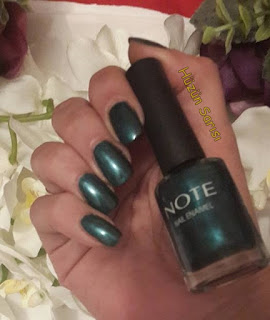 note-green-nail-polish