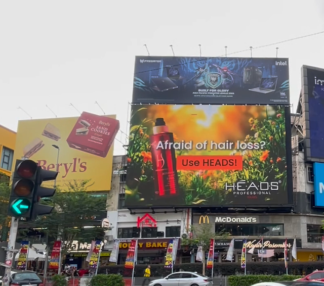 Kuala Lumpur Bukit Bintang LED Screen Advertising, Malaysia Bintang Walk Beyond McDonald's LED Billboard Advertising