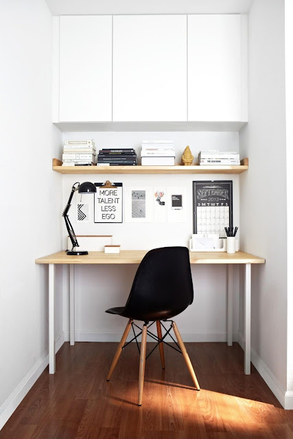 Desain ruang kerja minimalis di rumah terbaru