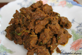 INTAI DAPUR: Rendang Daging Dan Ayam Masala