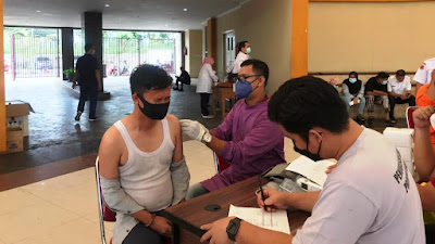 Vaksinasi Booster Masih 30 Persen, Dinkes Banten Gelar Vaksinasi Massal di Plaza Aspirasi KP3B