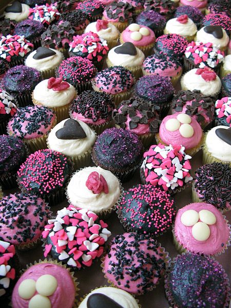 Pink Black and White Wedding Cupcakes by Crumbs and Doilies