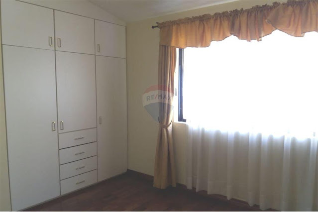 Casa de venta con 3 dormitorios en el segundo piso