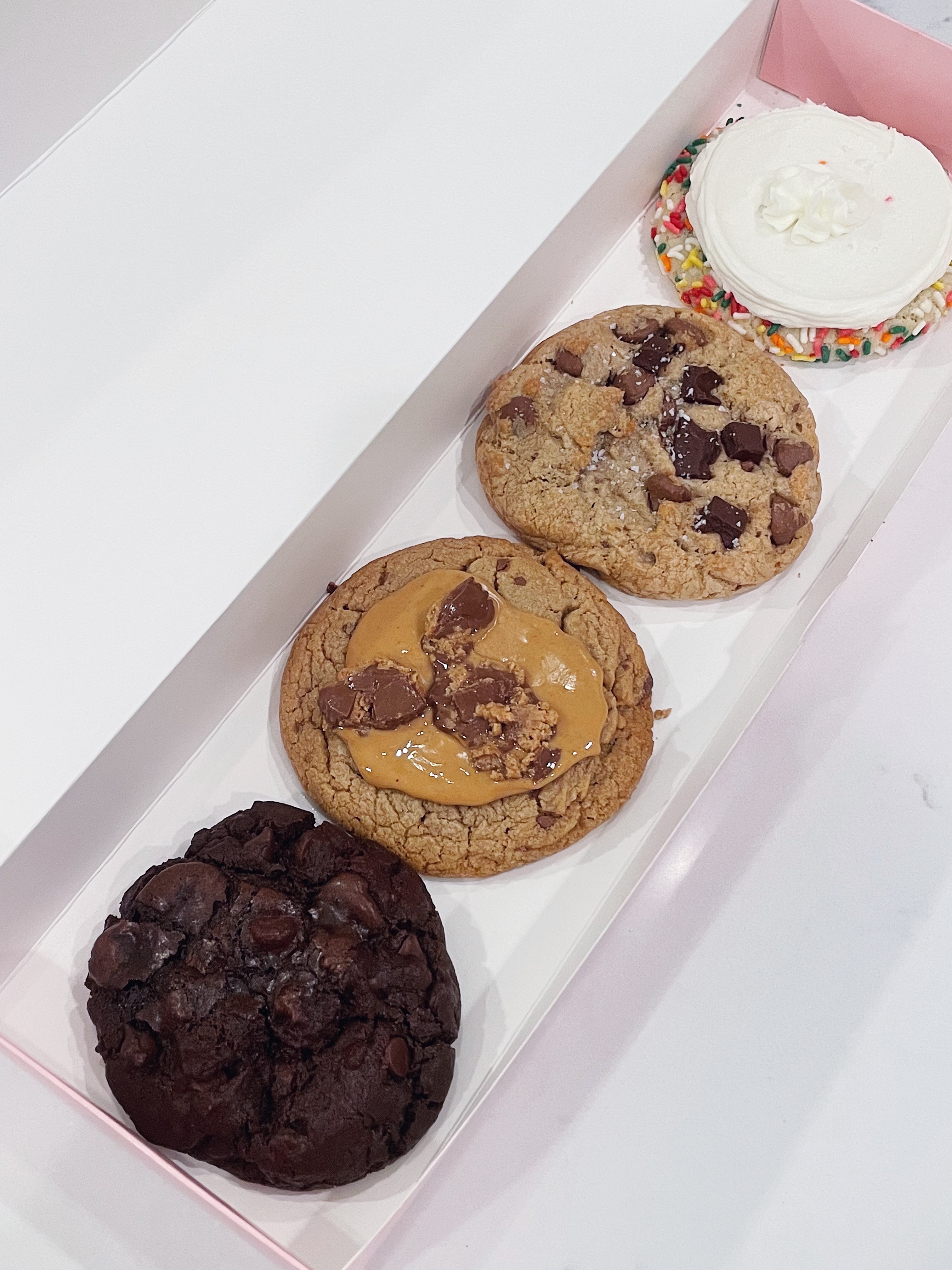 weekly-crumbl-cookies-menu-review-the-Kristen-Diary-blog