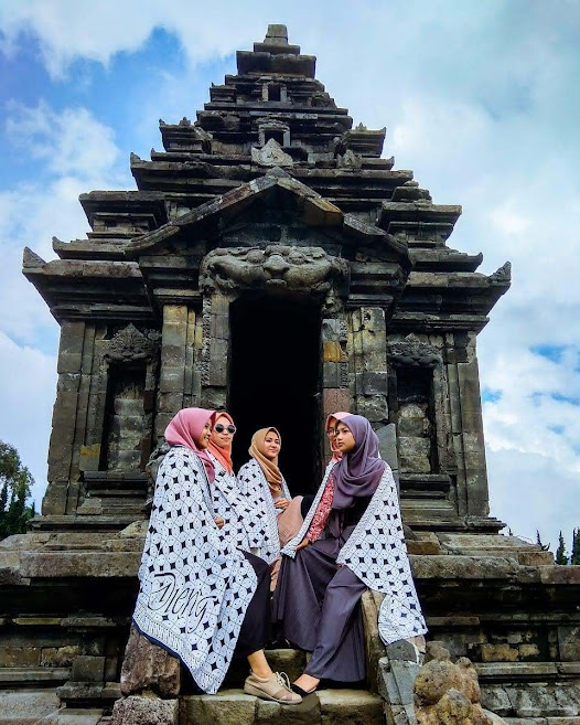 komplek candi arjuna via @ririnriyanaa.jpg