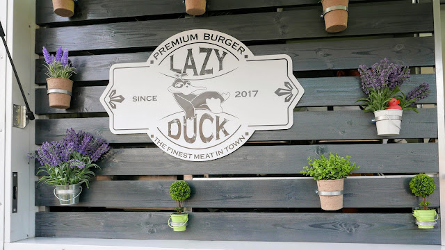 Lazy Duck Food truck