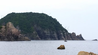 人文研究見聞録：飯浦の奇岩 ［島根県］