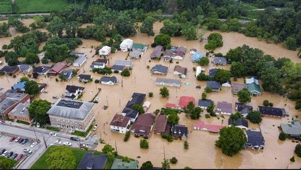أكثر من 20 قتيلا في فيضانات مدمرة بولاية كنتاكي الأمريكية