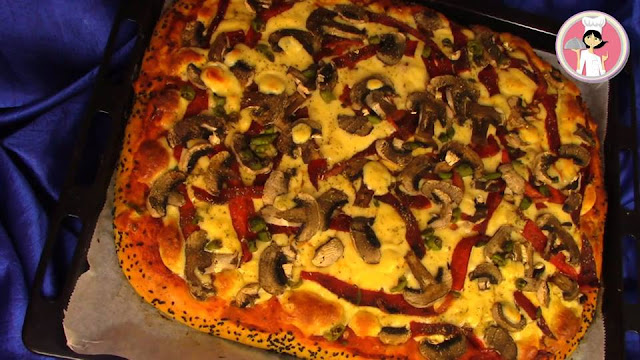 البيتزا العائلية بالفلفل المشوي و الفطر مع طريقة تحضير صلصة البيتزا مع رباح محمد ( الحلقة 368 )